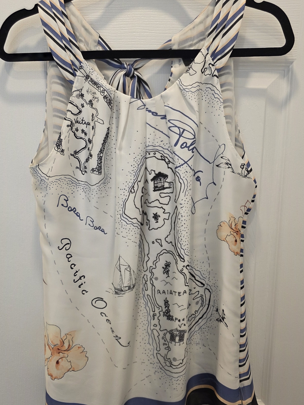White House Black Market White Map-Print Tie-Back Camisole